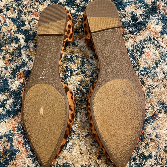 Beautiful leopard flats with embroidery, Size 11 - Picture 5 of 5
